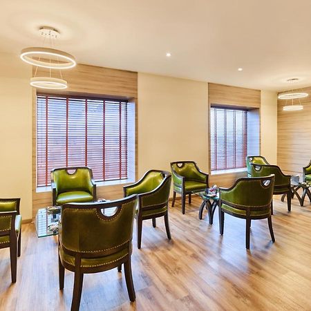 Hycinth Hotels Thiruvananthapuram Εξωτερικό φωτογραφία
