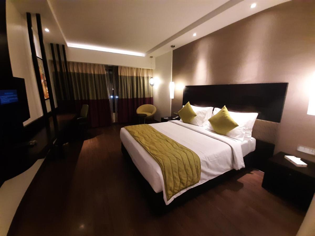 Hycinth Hotels Thiruvananthapuram Εξωτερικό φωτογραφία