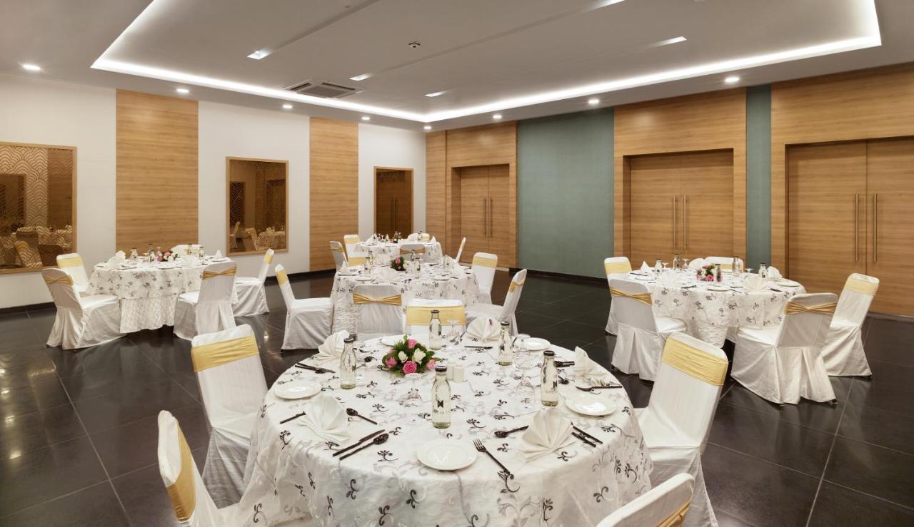 Hycinth Hotels Thiruvananthapuram Εξωτερικό φωτογραφία