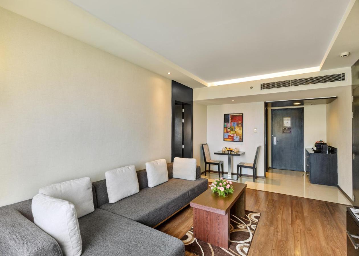 Hycinth Hotels Thiruvananthapuram Εξωτερικό φωτογραφία