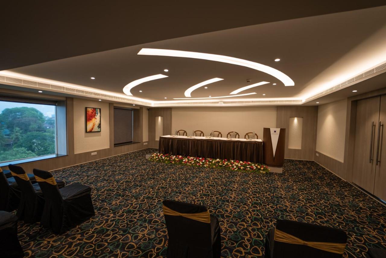 Hycinth Hotels Thiruvananthapuram Εξωτερικό φωτογραφία