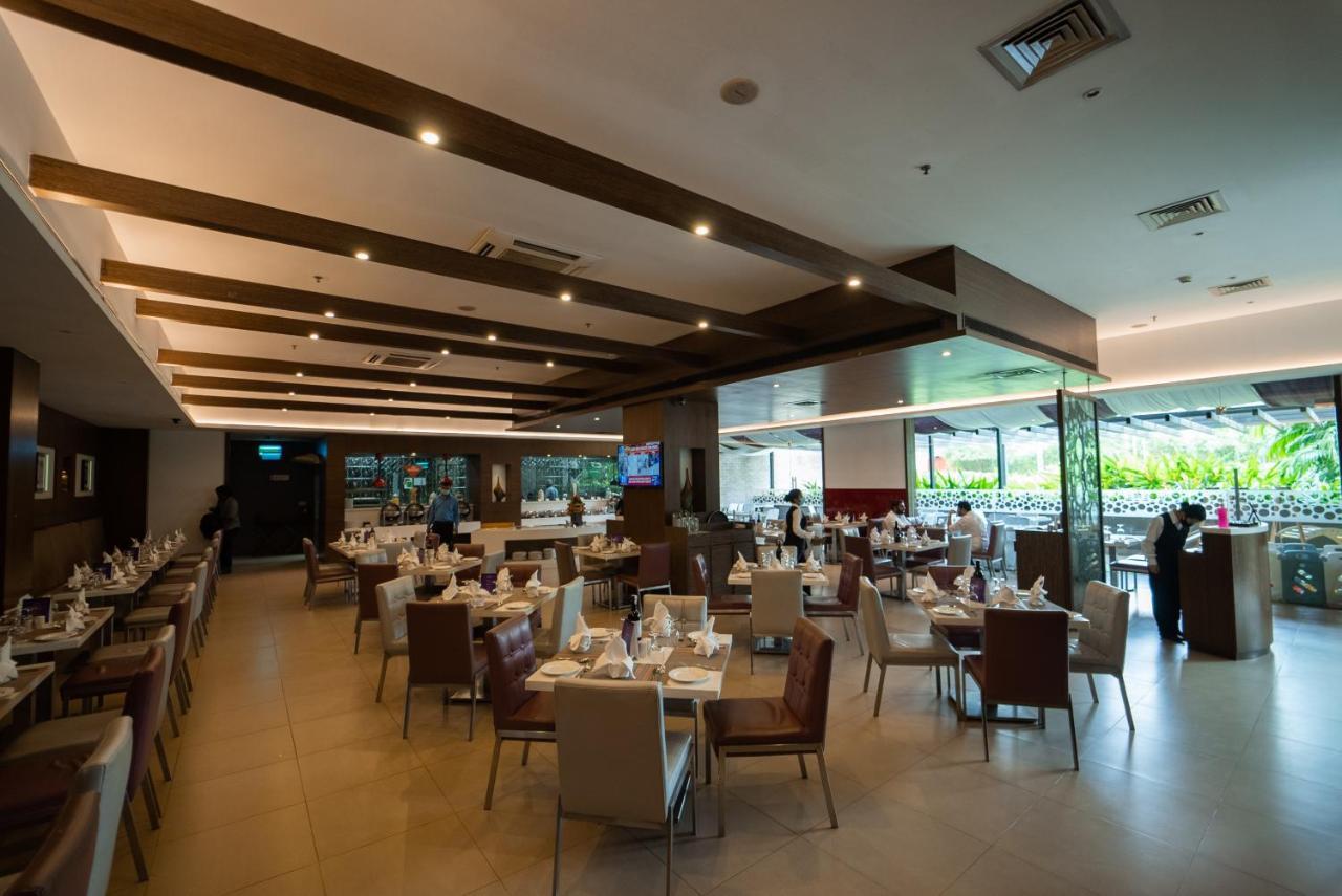 Hycinth Hotels Thiruvananthapuram Εξωτερικό φωτογραφία