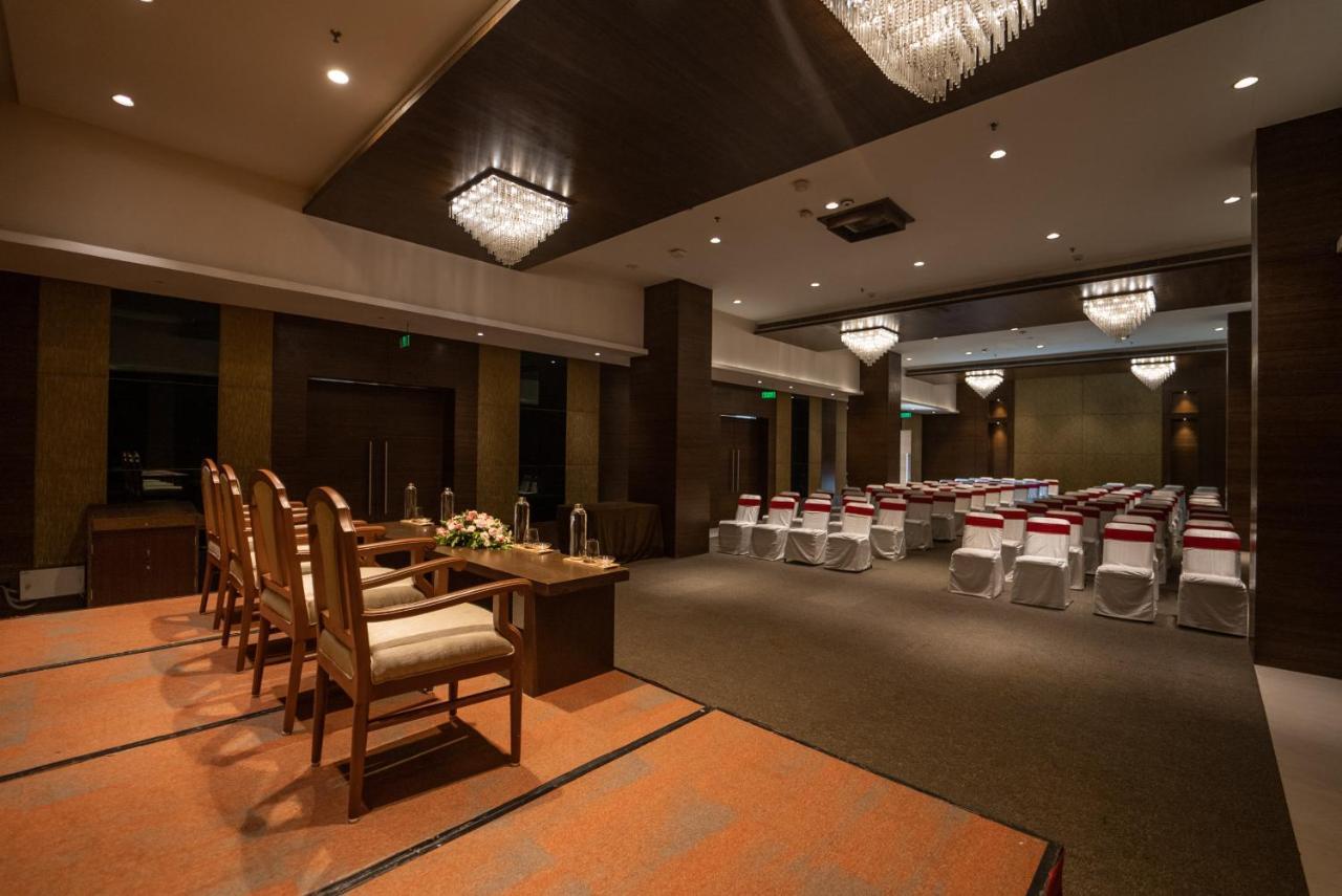 Hycinth Hotels Thiruvananthapuram Εξωτερικό φωτογραφία