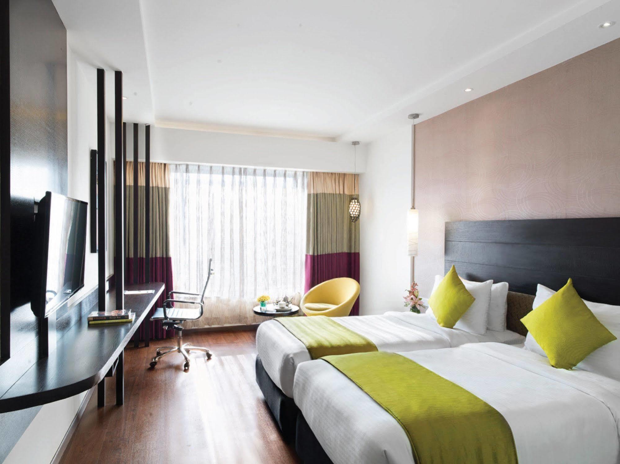 Hycinth Hotels Thiruvananthapuram Εξωτερικό φωτογραφία