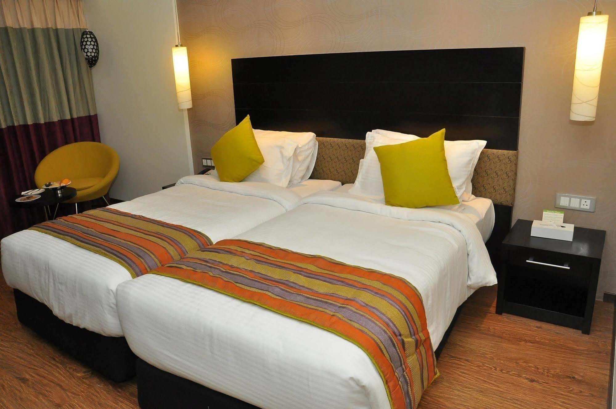 Hycinth Hotels Thiruvananthapuram Εξωτερικό φωτογραφία