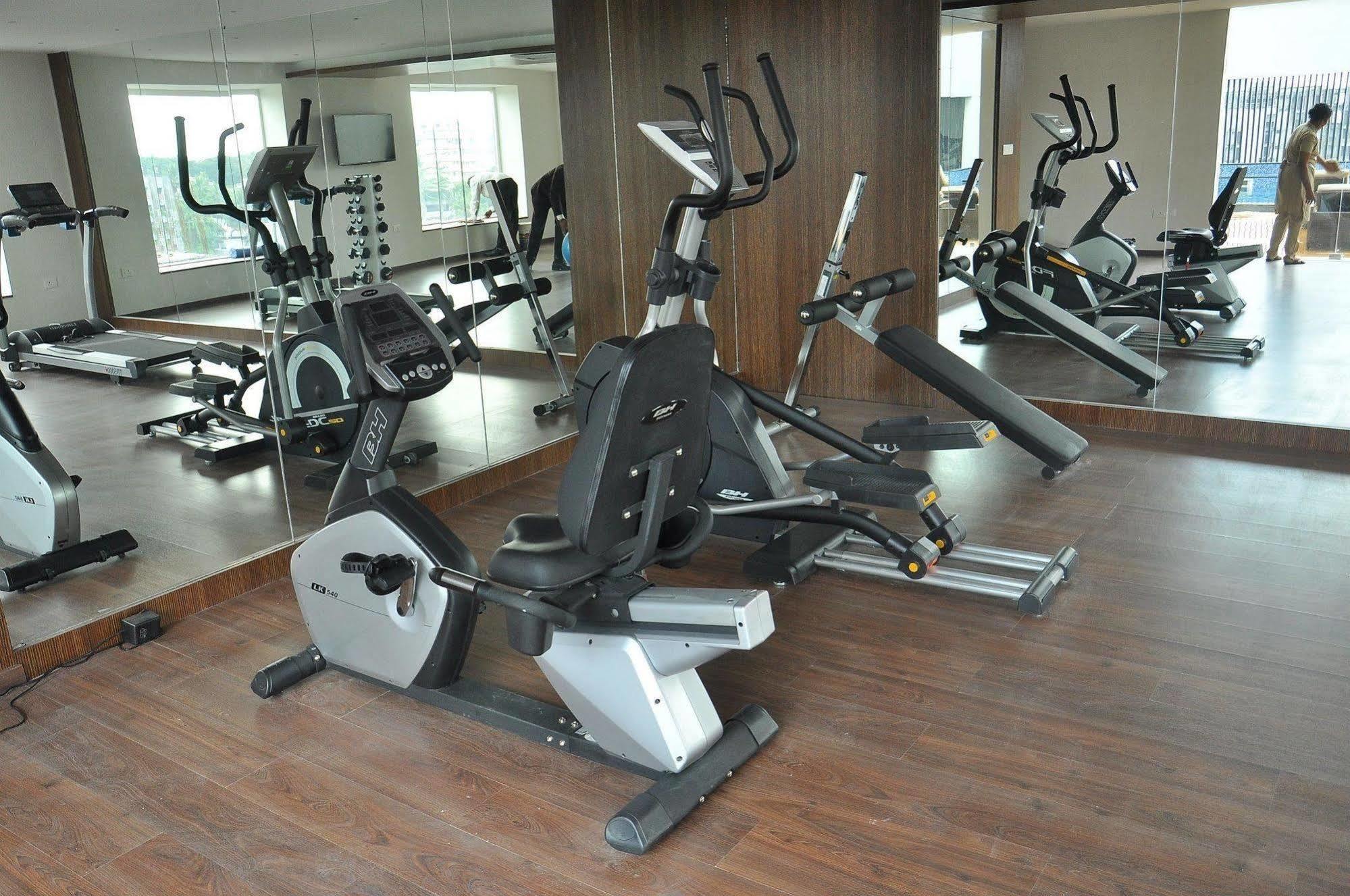 Hycinth Hotels Thiruvananthapuram Εξωτερικό φωτογραφία