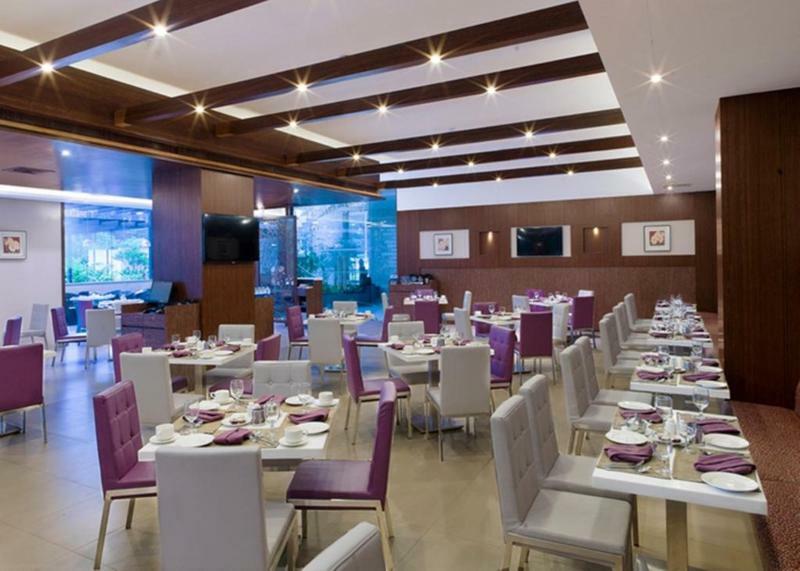 Hycinth Hotels Thiruvananthapuram Εξωτερικό φωτογραφία